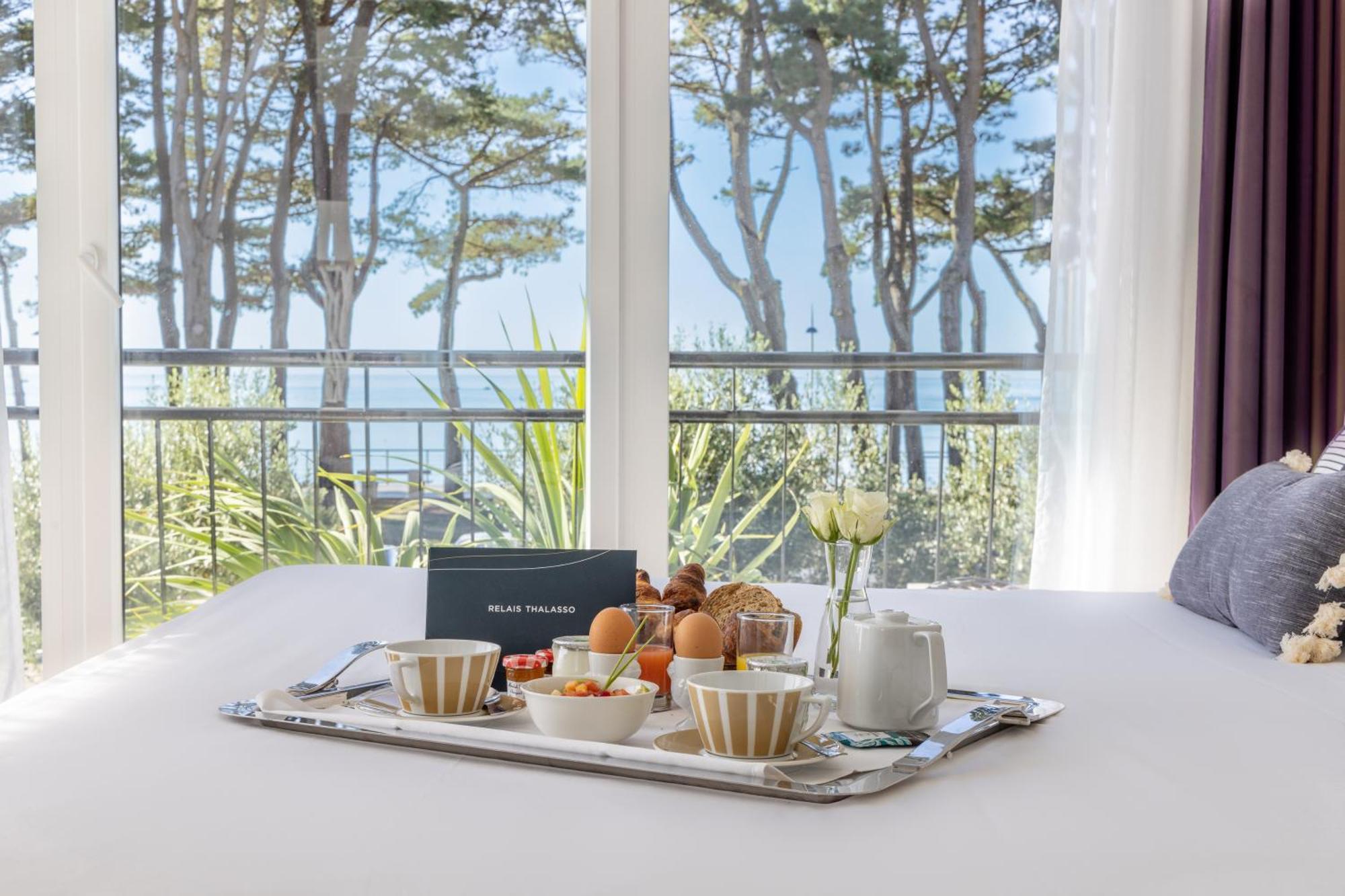 Kastel & Spa Avec Piscine D'eau De Mer Chauffee Et Situee A 50 M De L'hotel Hotel 3*